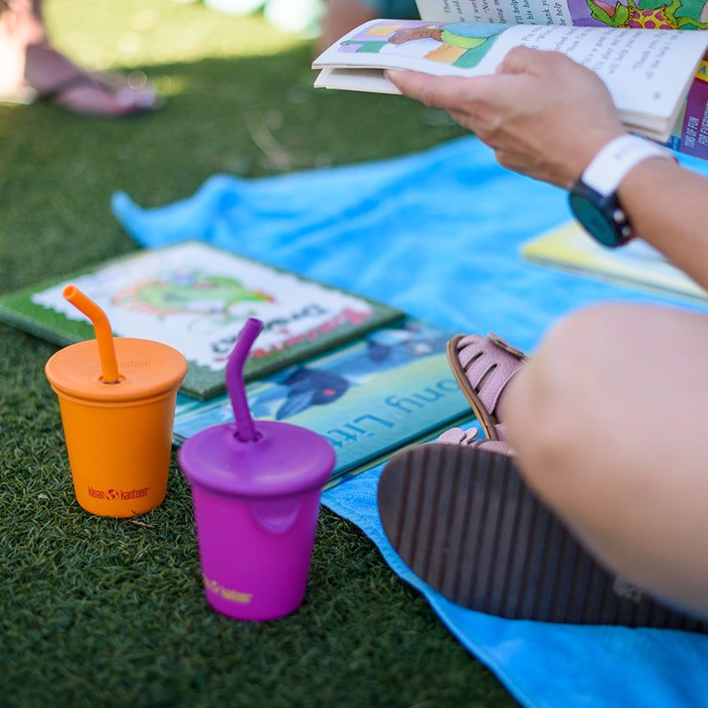 10oz-kid-s-cup-with-straw-lid-w4 10oz_kids_cups_straw_reading_blanket_square.jpg