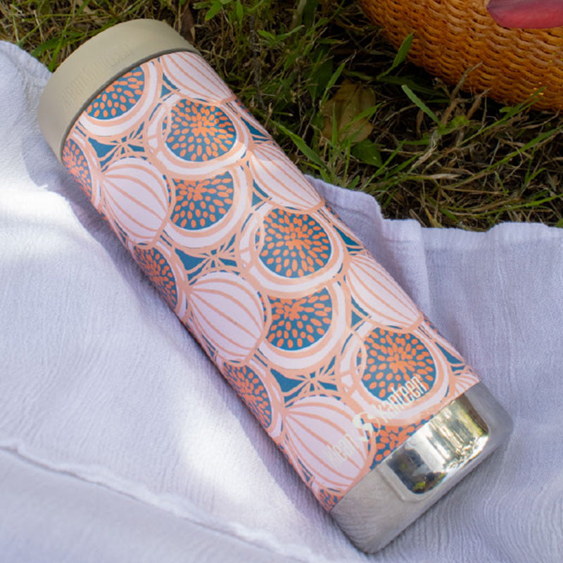 16oz-tkwide-with-cafe-figs-q2 16oz_tkwide_tumbler_seasonal_spring_figs_grass_square.jpg