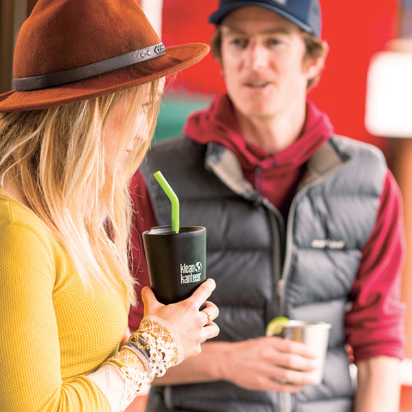 tumbler-straw-lid-with-straw-r5 K16VSSC-SB-guy-girl_style_9a499e23-5b7a-4a0d-b42e-d1b4b02627b2.jpg