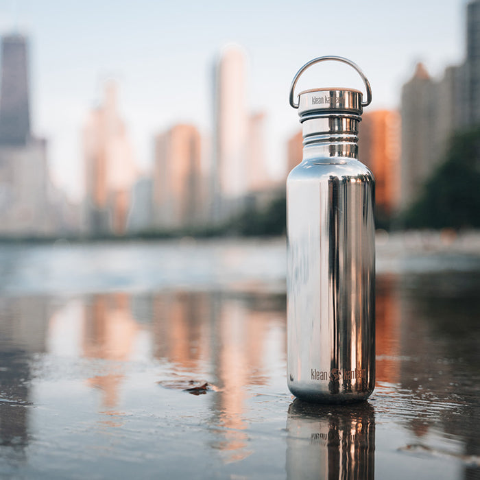 27oz-reflect-with-bamboo-cap-g1 K27SSLRF-MS-BAMBOO_reflecttion_bottle_lifestyle.jpg