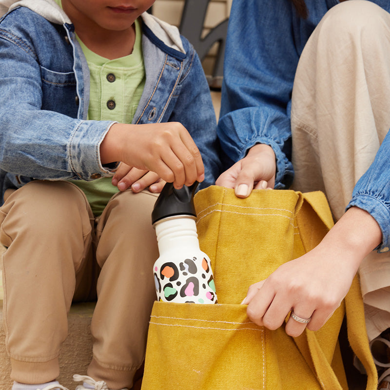 12oz-kid-s-classic-with-flip-seal-sport-cap-d3 kid_sport_flip_seal_12oz_bag_pull_square.jpg