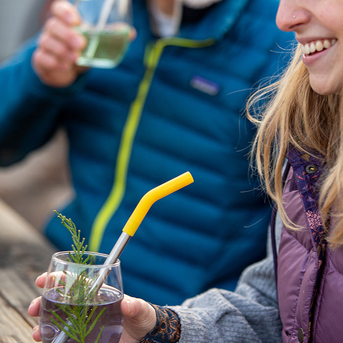 straw-4-pack-c5 recycled_steel_straw_drink_smile_lifestyle.jpg