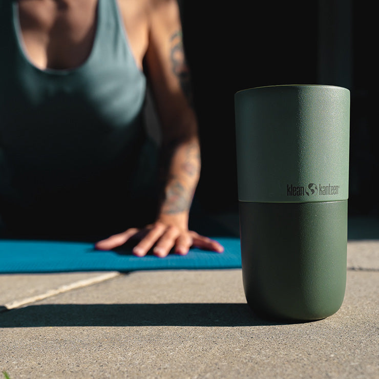 smoothie-set-s6 smoothie_kit_rise_tumbler_seaspray_closeup.jpg