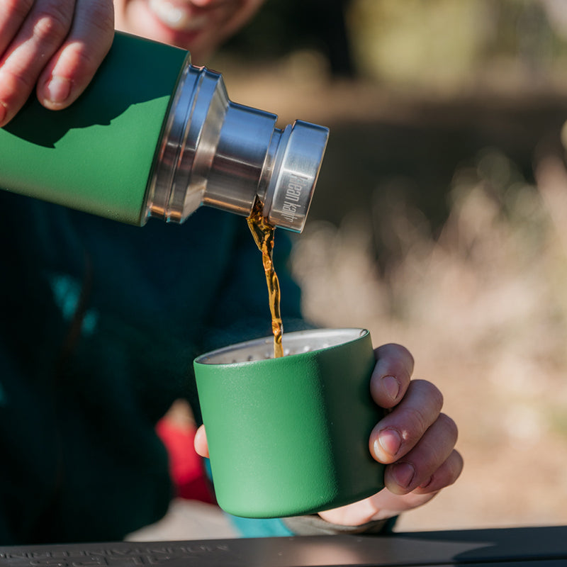 tkpro-maintenance-kit-u9 tkpro_32oz_thermos_green_pourthrough_lifestyle.jpg