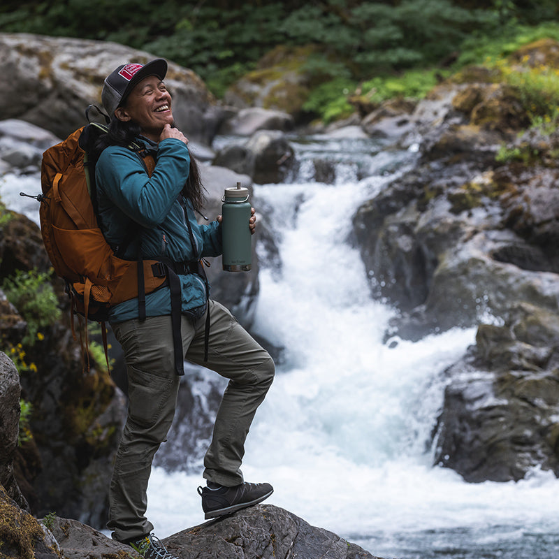 32oz-tkwide-with-twist-cap-q8 tkwide_32oz_insulated_bottle_twist_backpack_river_guy_square.jpg