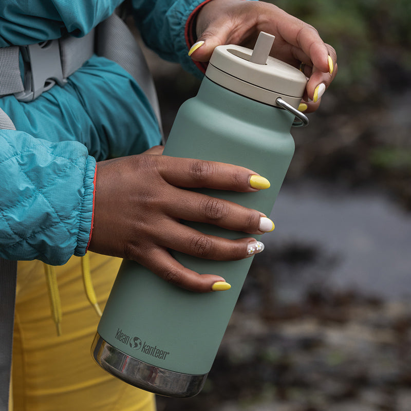 32oz-tkwide-made-to-do-more-bundle-s3 tkwide_32oz_insulated_bottle_twist_closeup_seapsray_hand_square.jpg